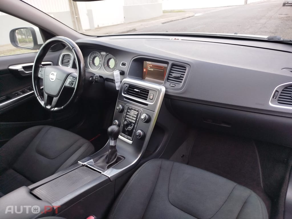 Volvo V60 1.6 D2 Drive Summum Start/Stop