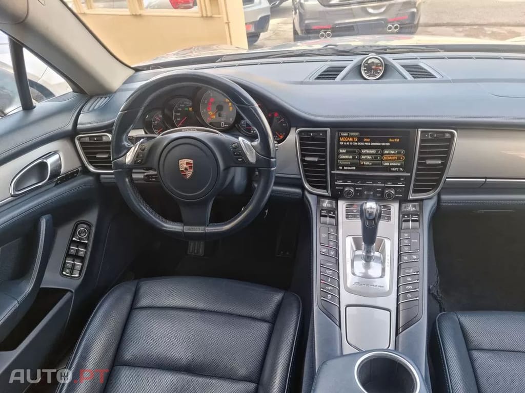 Porsche Panamera  4s Pdk