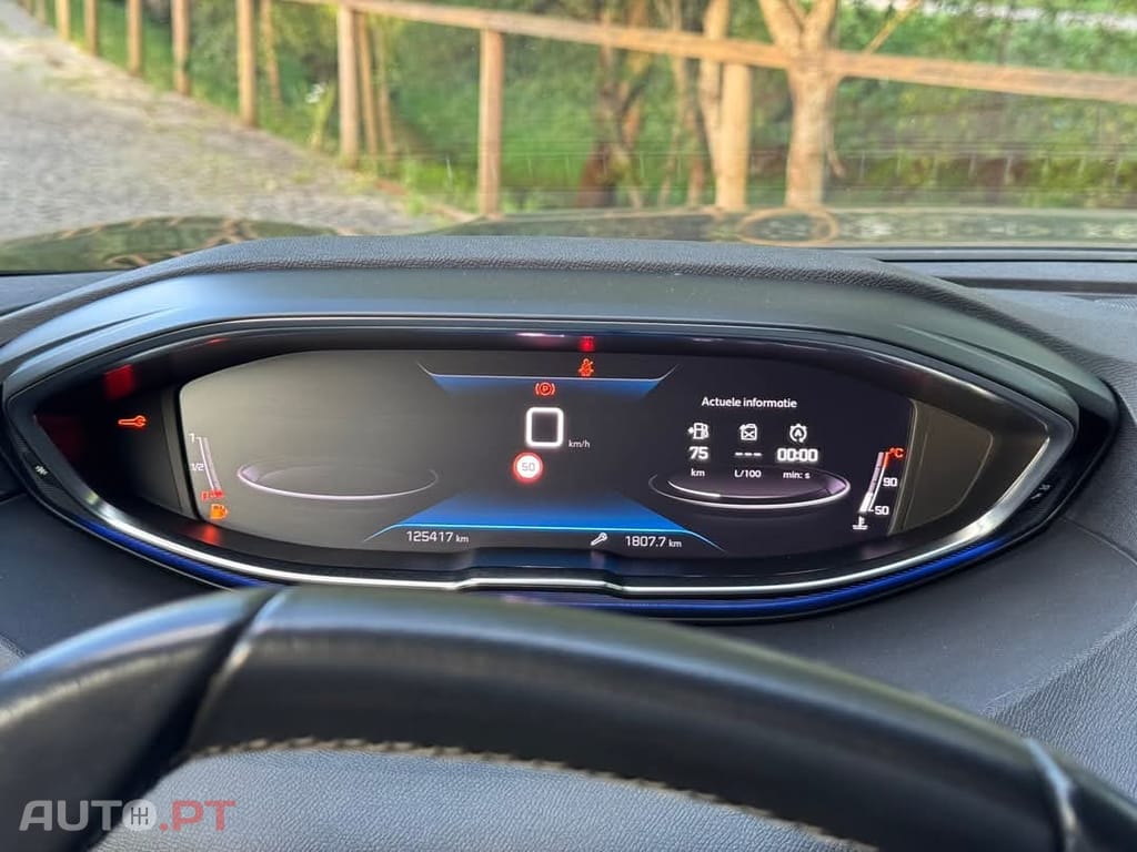 Peugeot 3008 1.5 BlueHDi Allure