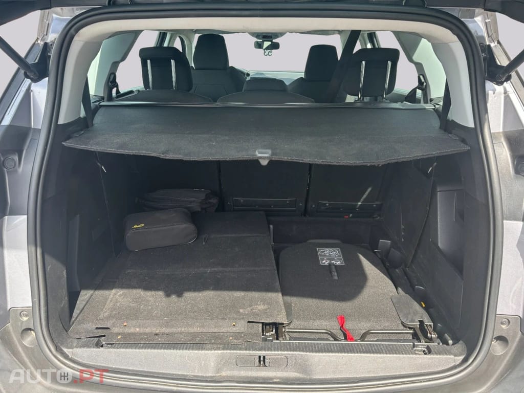 Peugeot 5008 1.2 Active Business