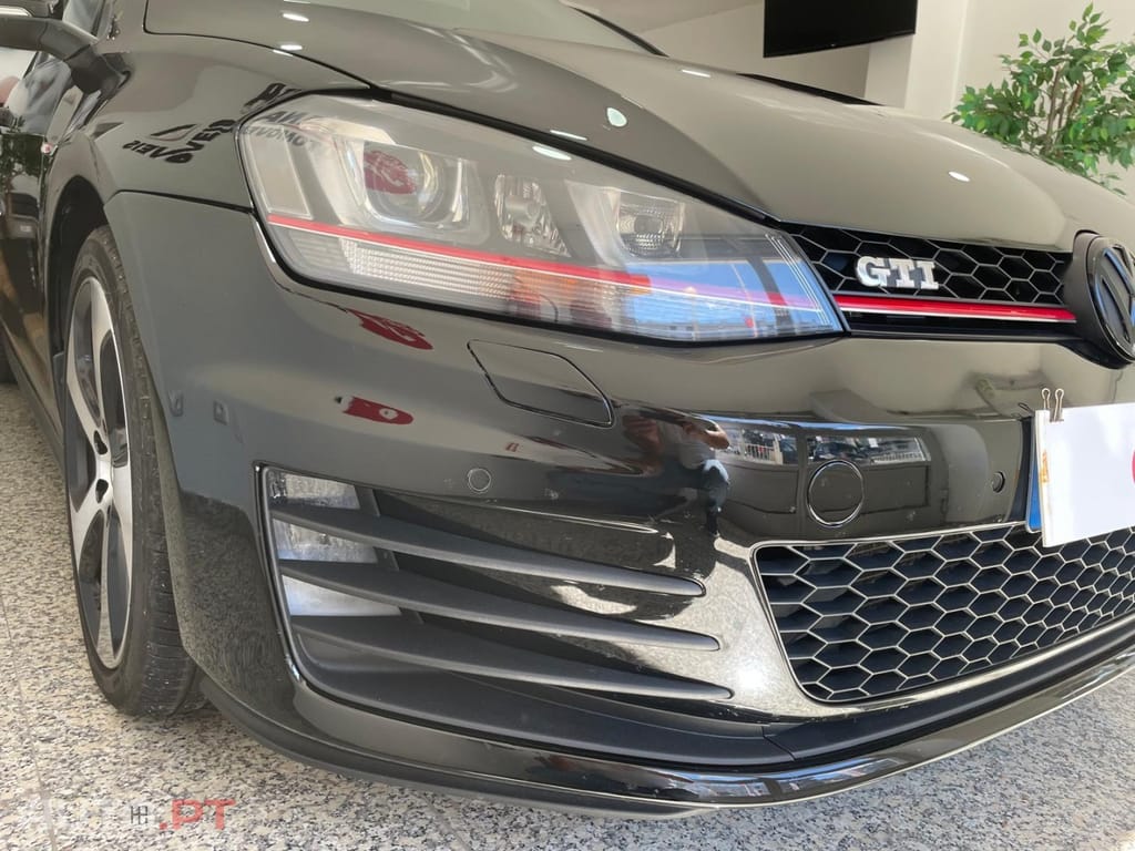 Volkswagen Golf 2.0 TSI GTI DSG