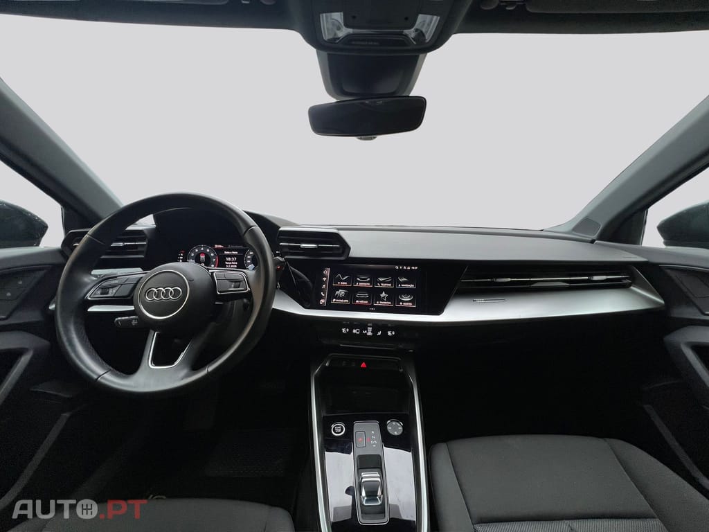 Audi A3 Sportback 30 TFSi Hybrid 