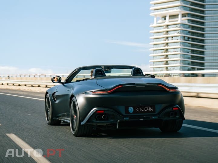 Aston Martin Vantage Roadster V8 F1 Edition