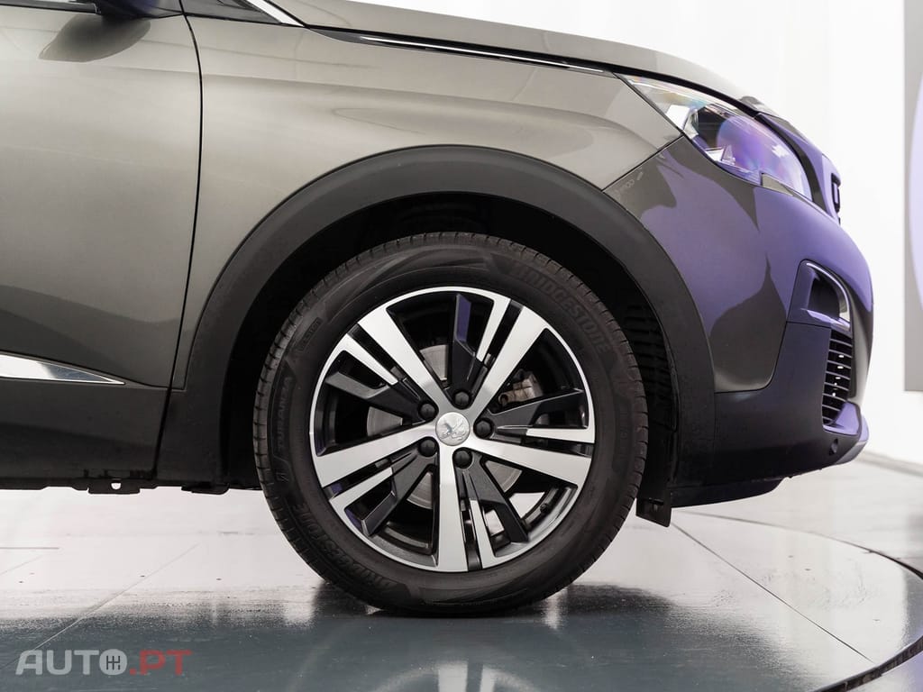 Peugeot 3008 1.5 BlueHDi Allure EAT8