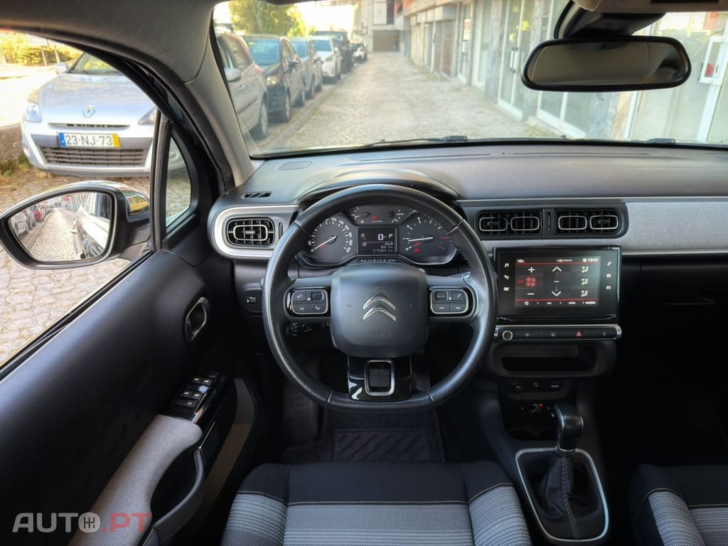 Citroen C3 1.2 PureTech Shine EAT6