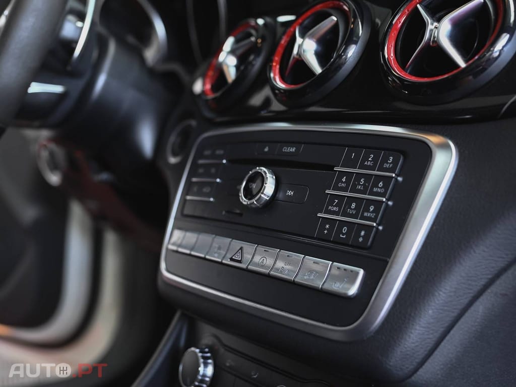 Mercedes-Benz CLA 45 AMG 4Matic Speedshift 7G-DCT
