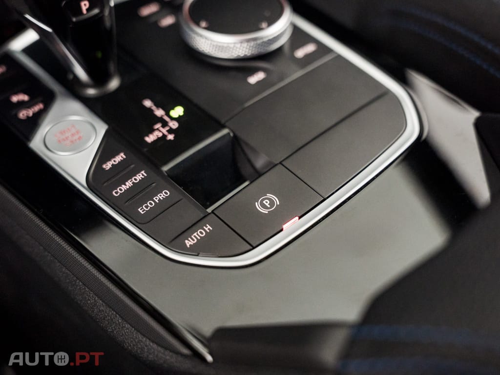 BMW 116 d Pack Desportivo M Auto