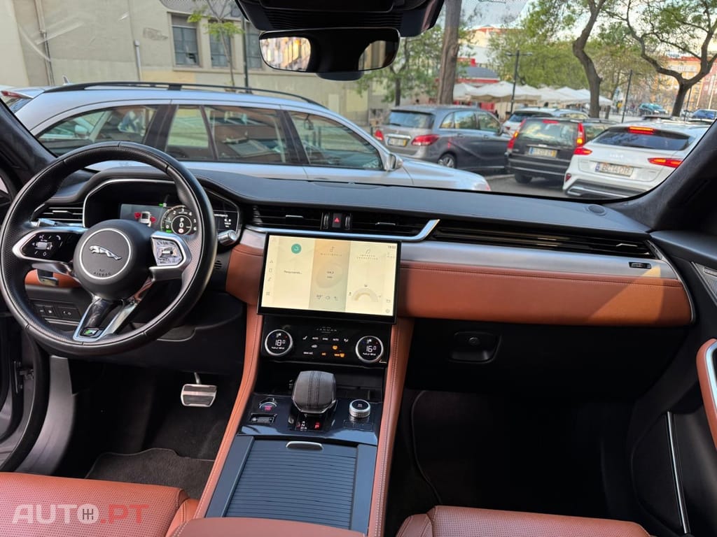 Jaguar F-Pace 3.0 P400 AWD R-DYnamic HSE