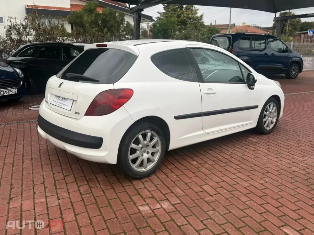 Peugeot 207 1.4 HDi XA