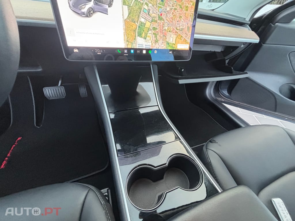 Tesla Model 3 Standard Range Plus RWD