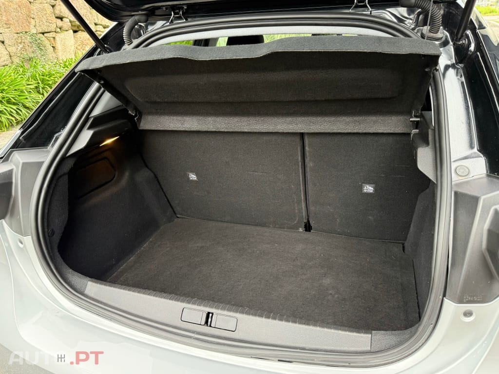 Opel Corsa 1.2 T Elegance