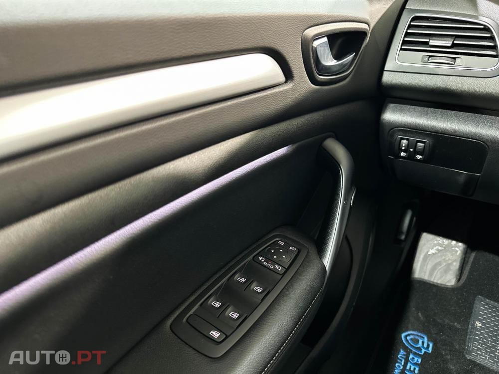 Renault Mégane TCe 140 GPF EDC TECHNO