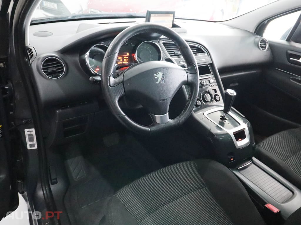 Peugeot 5008 1.6 E-HDi 7L Active 2-Tronic