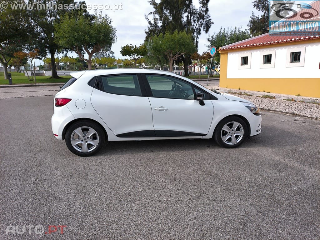 Renault Clio IV ZEN 1.5 DCI S/S 75cv