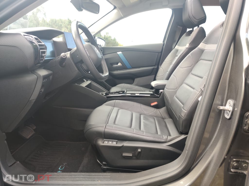 Citroen e-C4 SHINE PACK
