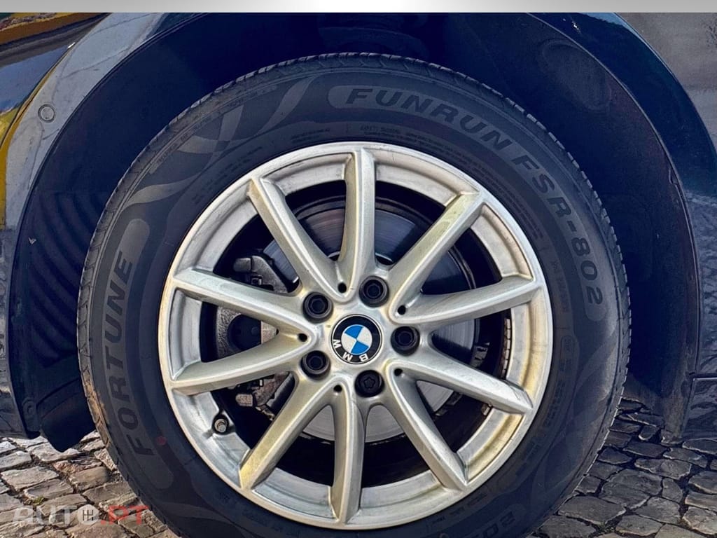 BMW 216 215d