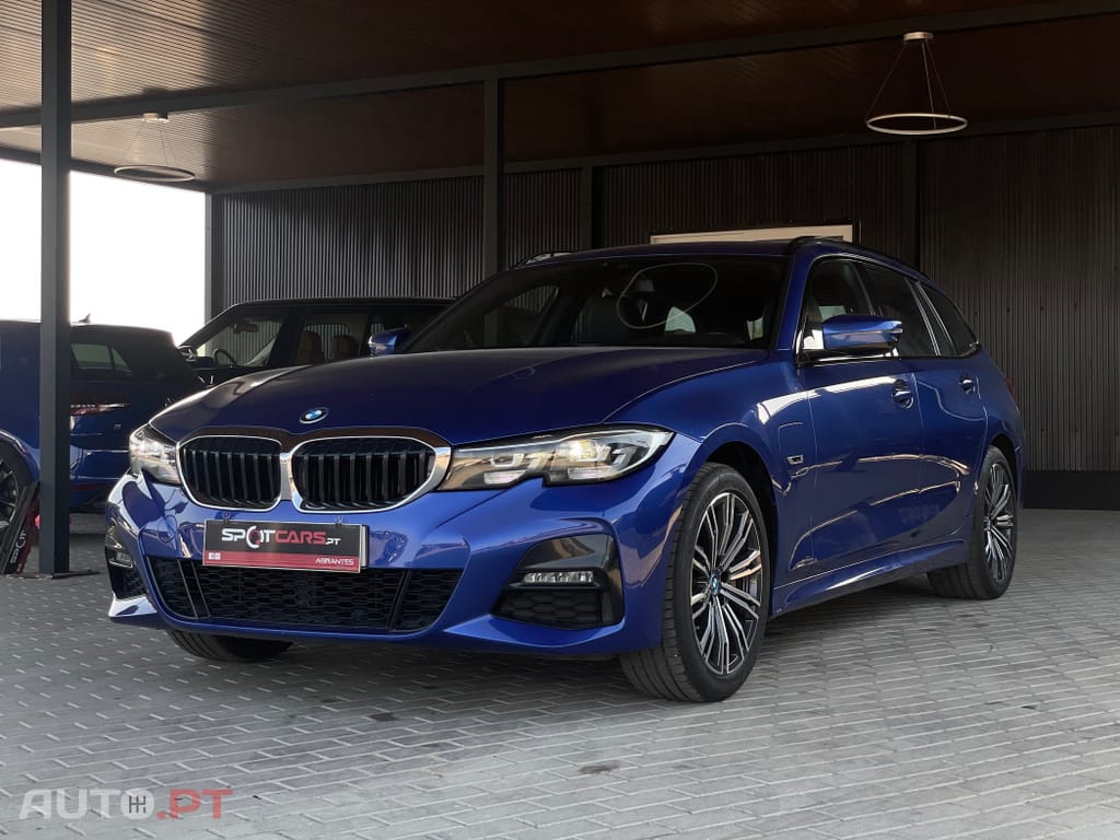 BMW 330 e Touring Pack M Auto