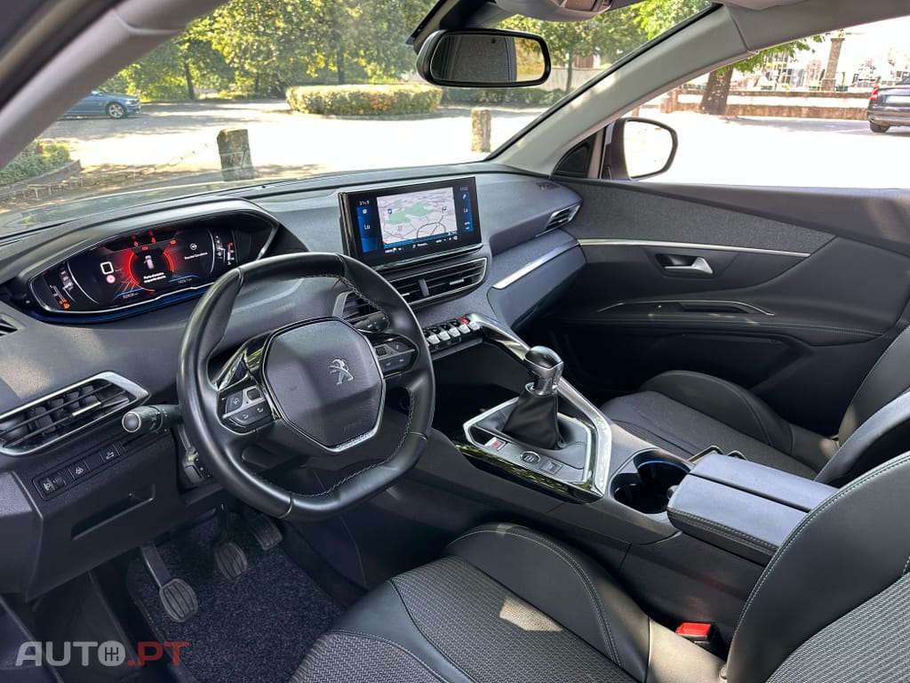 Peugeot 3008 1.2 PureTech Allure Pack