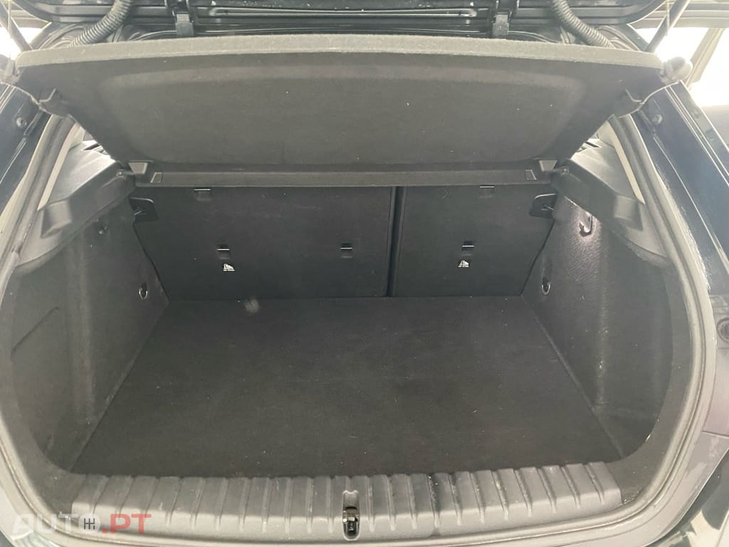 BMW 116 DA AUTO LUXURY LINE