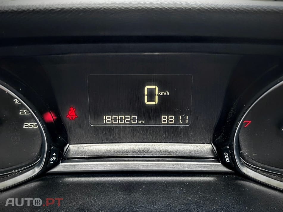 Peugeot 308 1.2 PureTech Allure Full LED