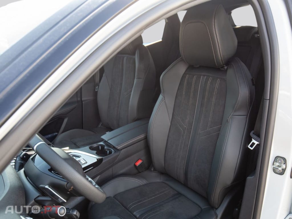 Peugeot 3008 GT 1.5 BlueHDi EAT8 I.V.A DEDUTIVEL