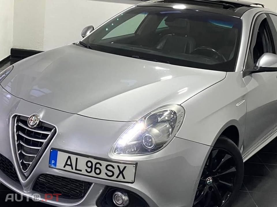 Alfa Romeo Giulietta 2.0 JTDm Sprint Speciale