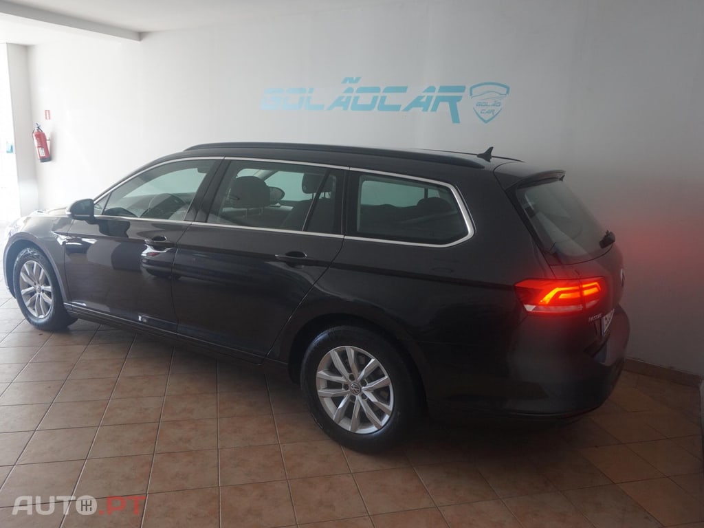 Volkswagen Passat Variant Confortline Auto 2.0 TDI