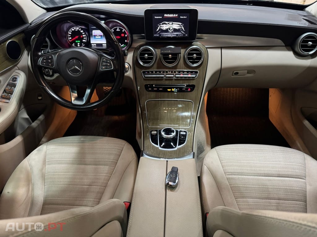 Mercedes-Benz C 300 BlueTEC Hybrid Avantgarde +