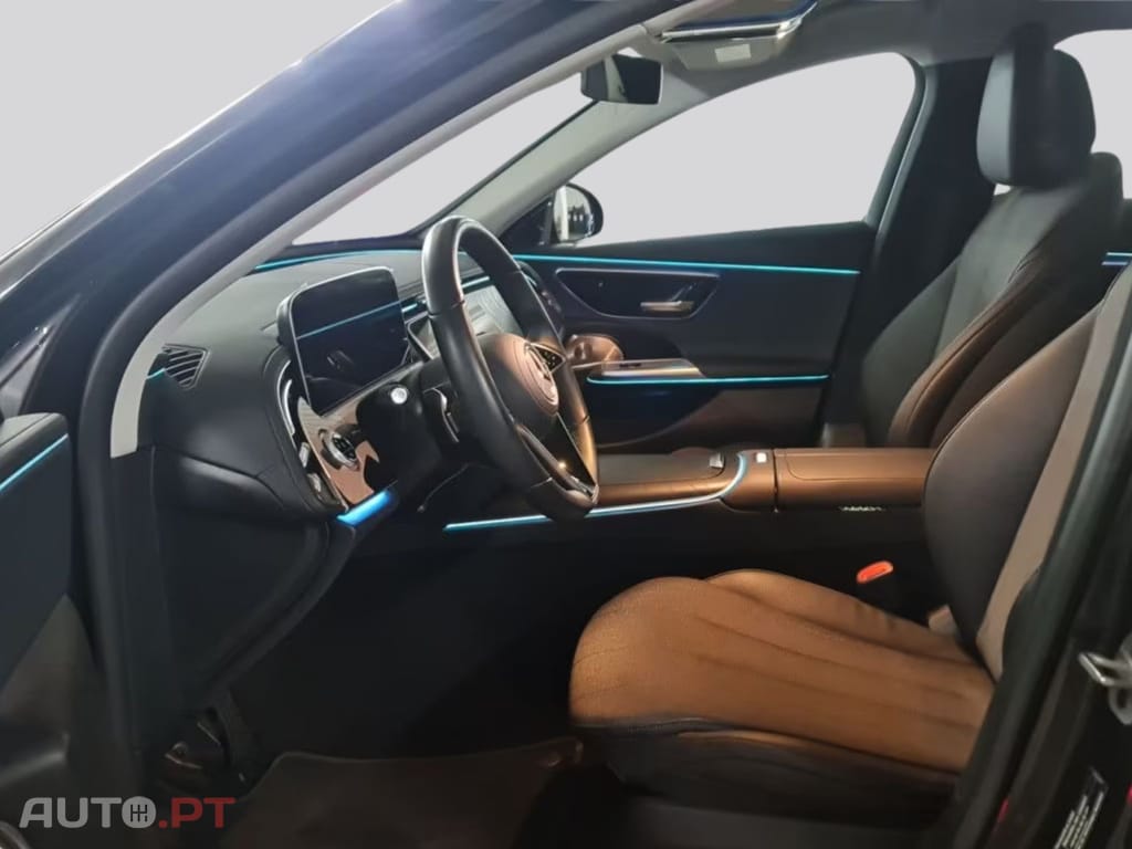 Mercedes-Benz E 300 I.V.A DEDUTIVEL e Avantgarde Adv