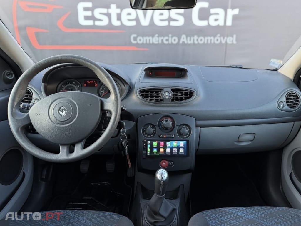 Renault Clio 1.2 16V Confort Authentique