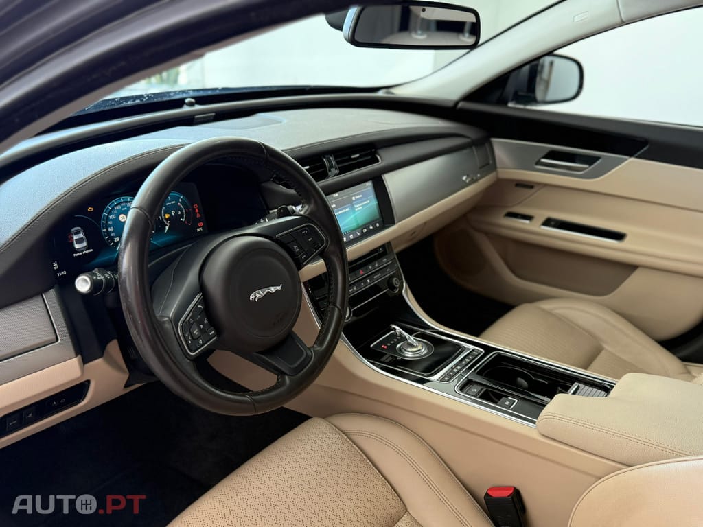 Jaguar XF 2.0 D Prestige Aut.