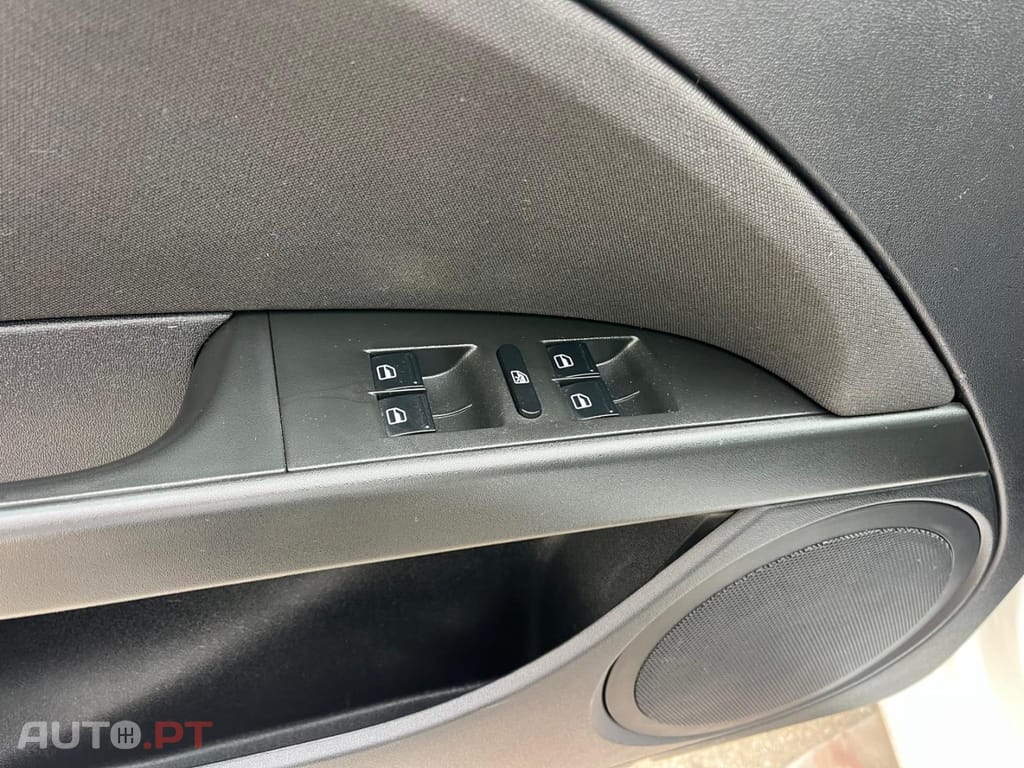 Seat Leon 2.0 TDI FR 18 Tiago Monteiro