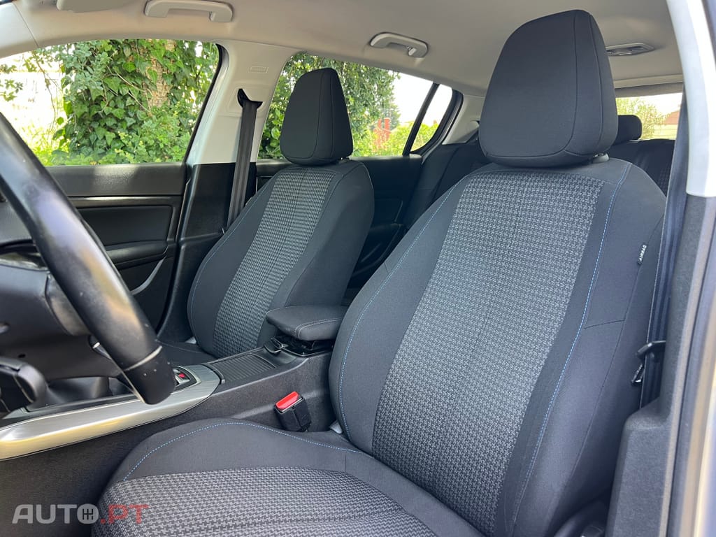 Peugeot 308 1.5 BlueHDi Style