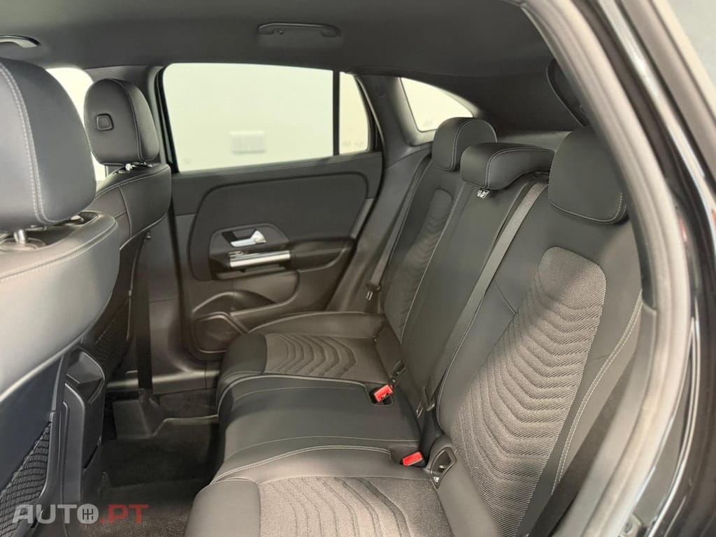 Mercedes-Benz GLA 250 e Progressive