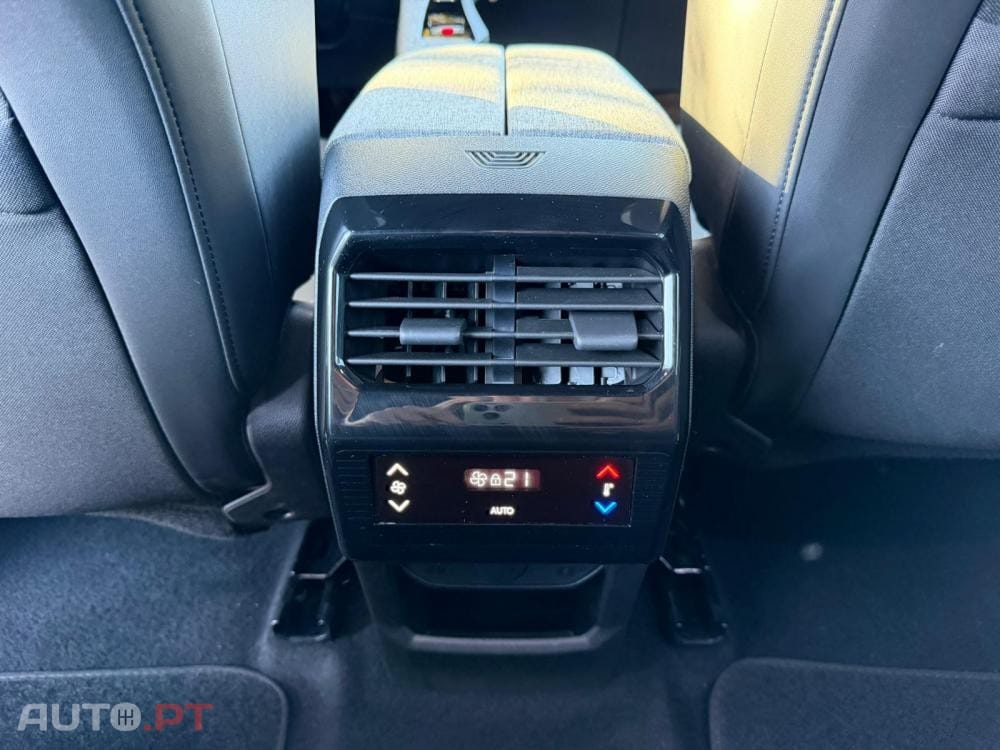 Peugeot 5008 Hybrid 136 e-DSC Allure Pack