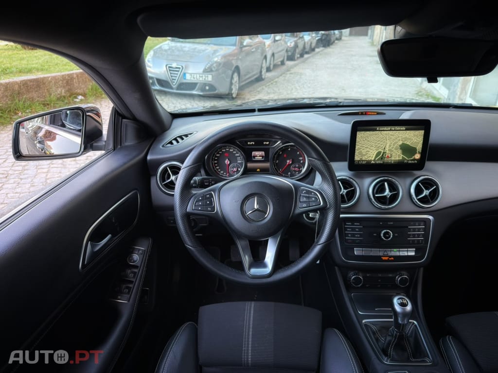 Mercedes-Benz CLA 180 d Shooting Brake Urban