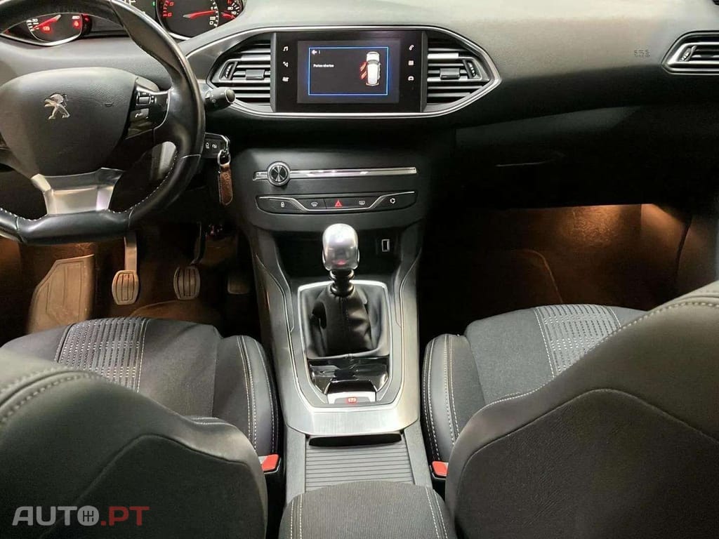 Peugeot 308 1.5 BlueHDi Allure