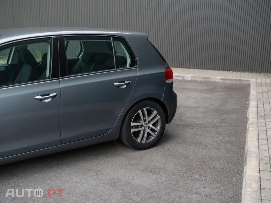 Volkswagen Golf 2.0 TDi Confortline