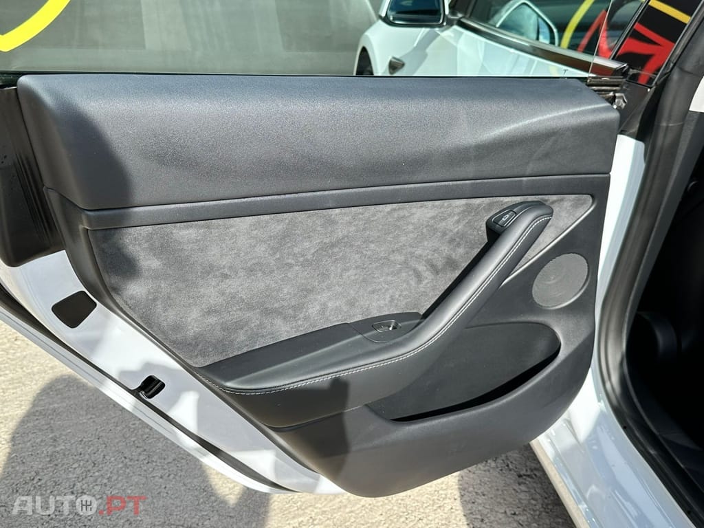 Tesla Model 3 Standard