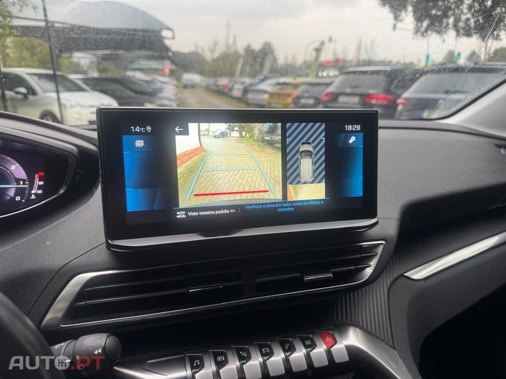 Peugeot 3008 1.5 BlueHDi Style