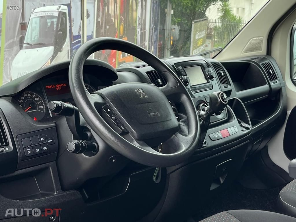 Peugeot Boxer 2.2 BlueHDi 333 L3H2 Pro