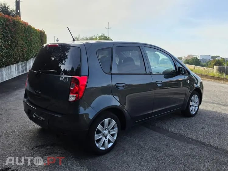 Mitsubishi Colt 1.3 Invite CA
