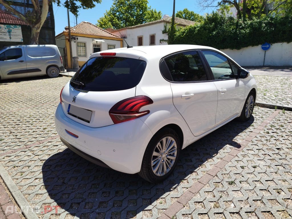 Peugeot 208 Style 1.2 Puretech