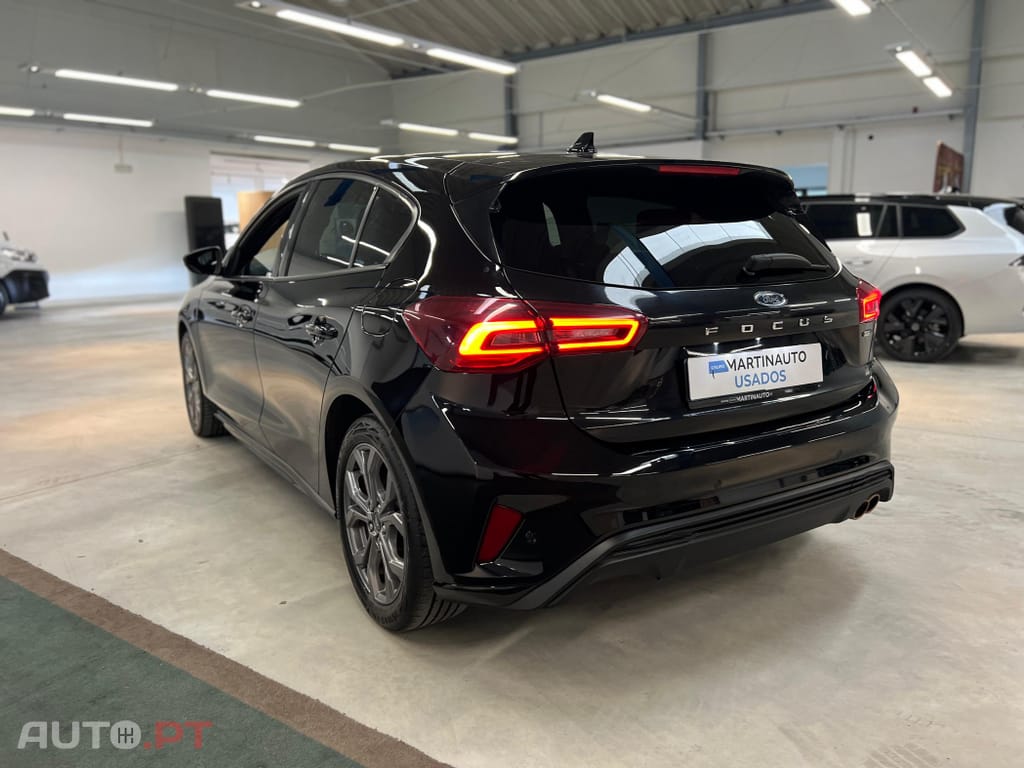 Ford Focus 1.0 EcoBoost MHEV ST-Line