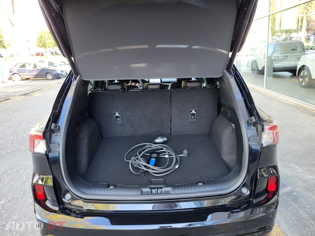 Ford Kuga 2.5 PHEV ST-Line X