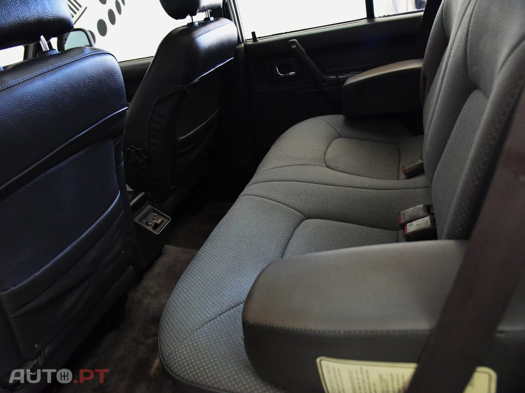 Mitsubishi Pajero 2.5TD GLX LONGO 7L