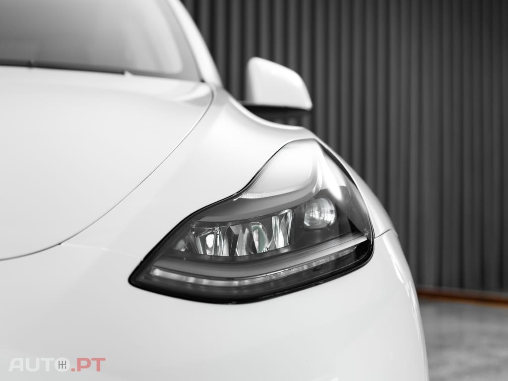 Tesla Model Y Performance Tração Integral