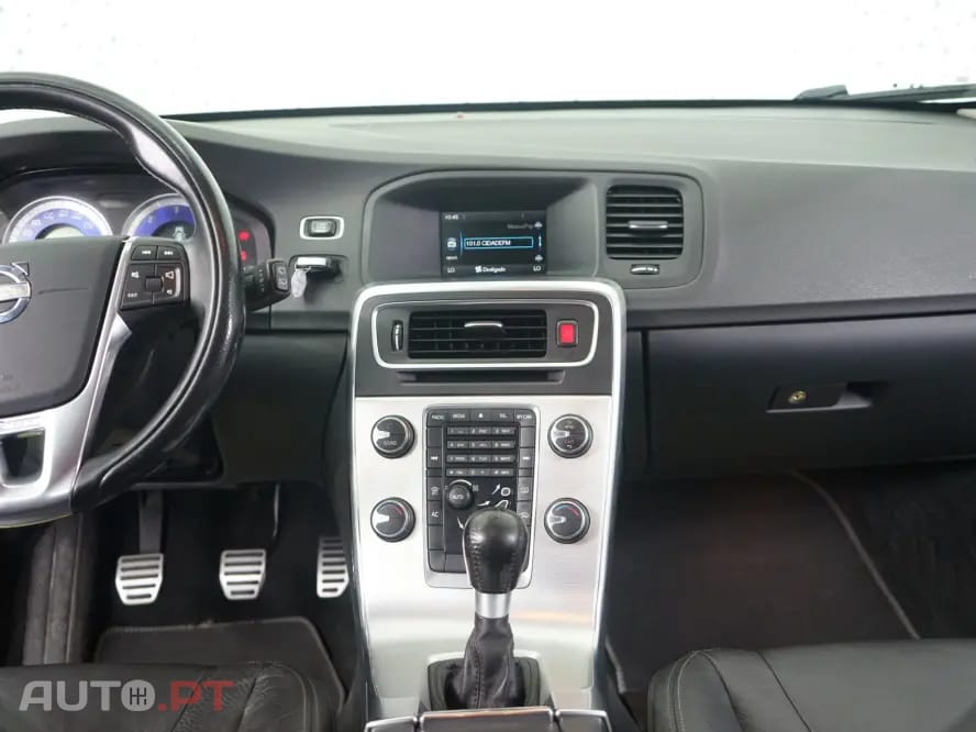 Volvo V60 1.6 D2 R-Design