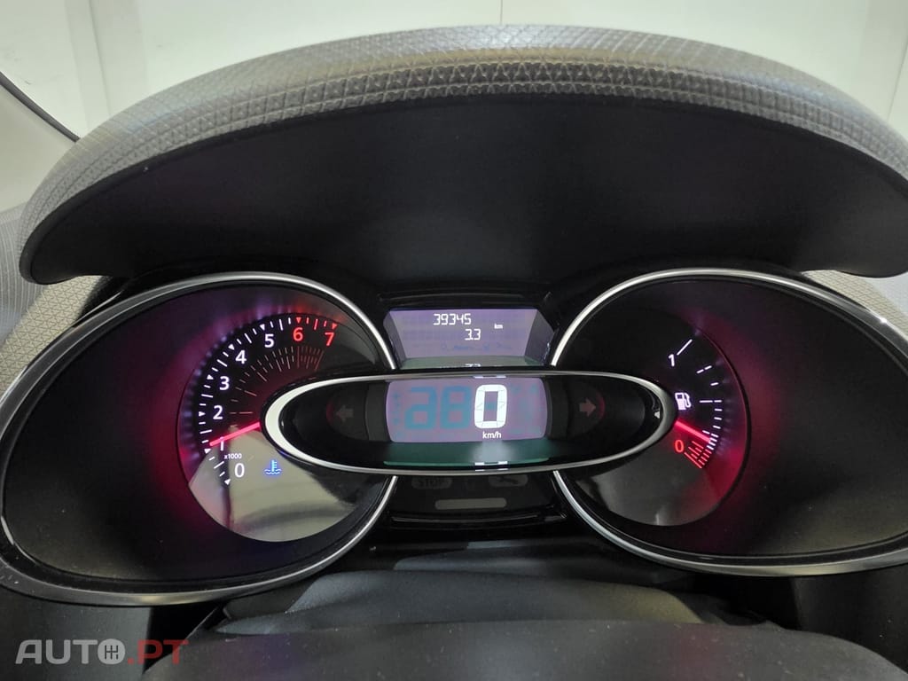 Renault Clio (Energy) TCe 75 Start & Stop LIMITED