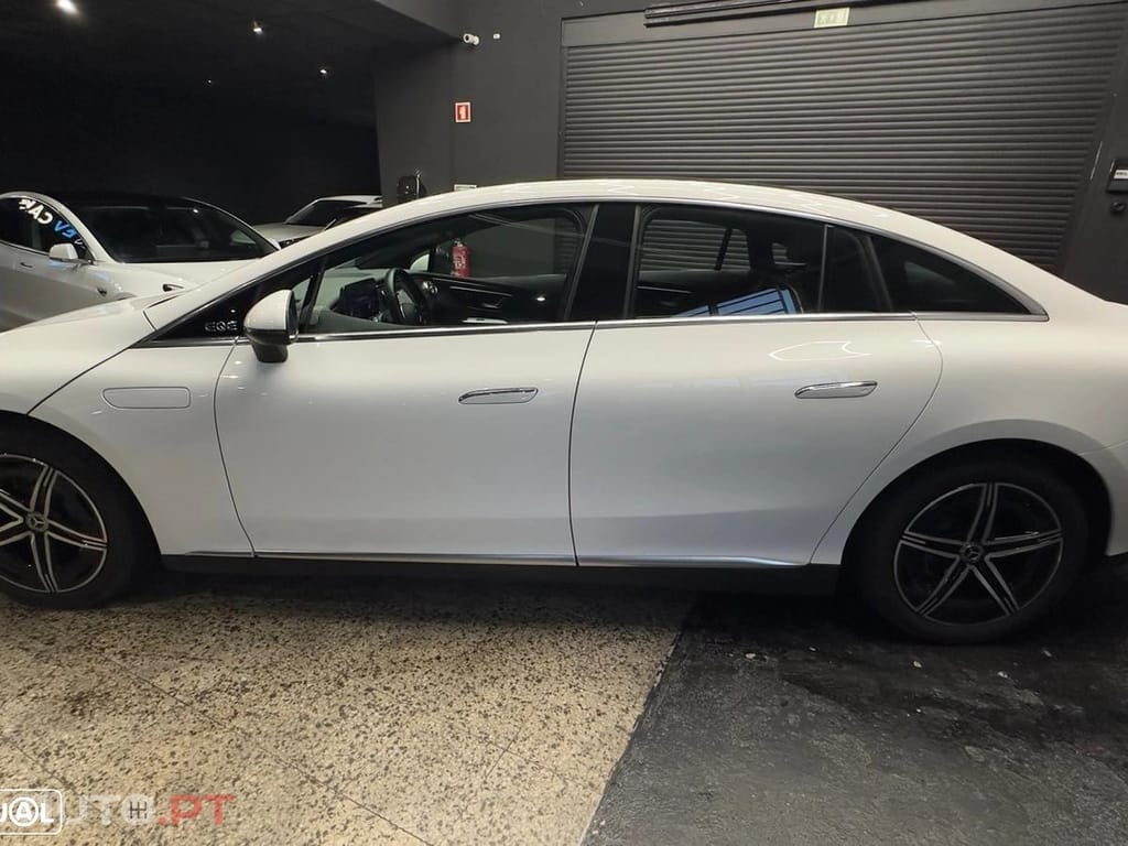 Mercedes-Benz EQE 350